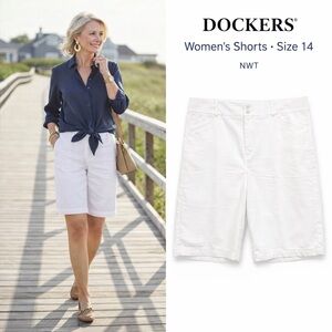 Dockers Women’s White Bermuda Shorts Size 14 NWT Mid Rise Classic Summer Chino